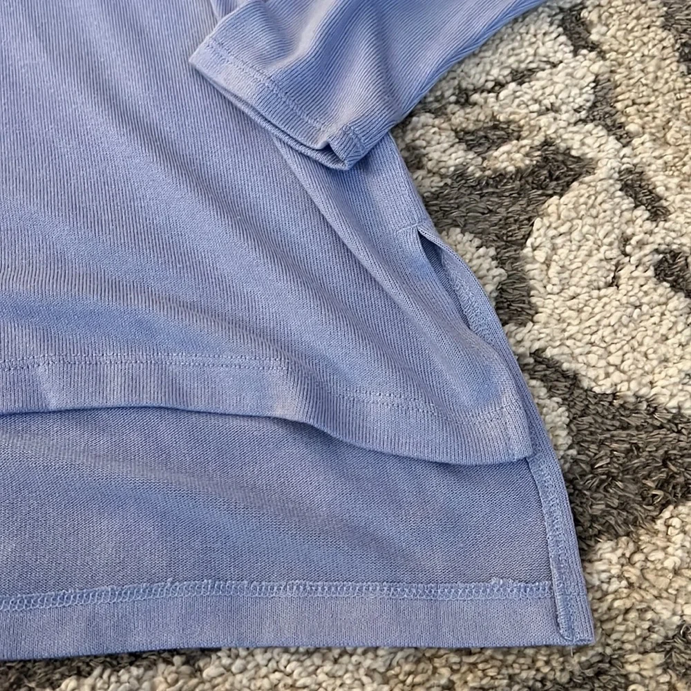 LOFT v-neck top, periwinkle blue, size M NWT! - Picture 3 of 5